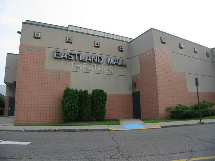 Eastland Center (Eastland Shopping Center, Eastland Mall) - 2002 Photo